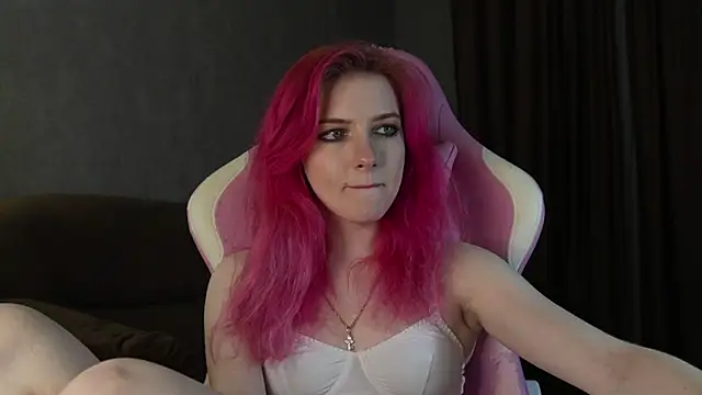 joyhannahh online show from March 17, 5:27 pm