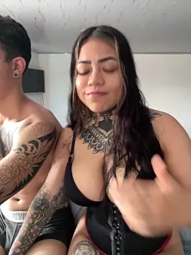 aliensexy online show from April 30, 5:08 pm