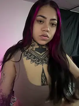 aliensexy online show from May 11, 11:46 pm