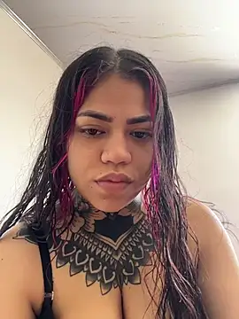 aliensexy online show from May 15, 4:36 pm