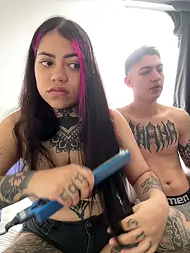 aliensexy online show from May 16, 3:33 pm