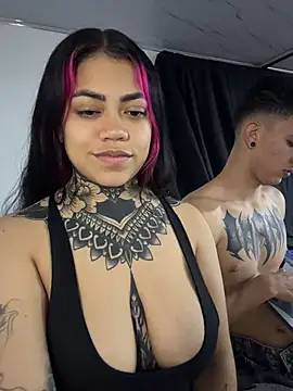 aliensexy online show from May 20, 5:35 am