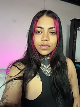 aliensexy online show from May 29, 11:58 pm