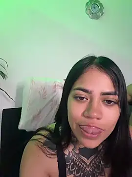 aliensexy online show from July 24, 7:01 pm