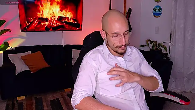 pandorabeker online show from March 13, 1:12 am