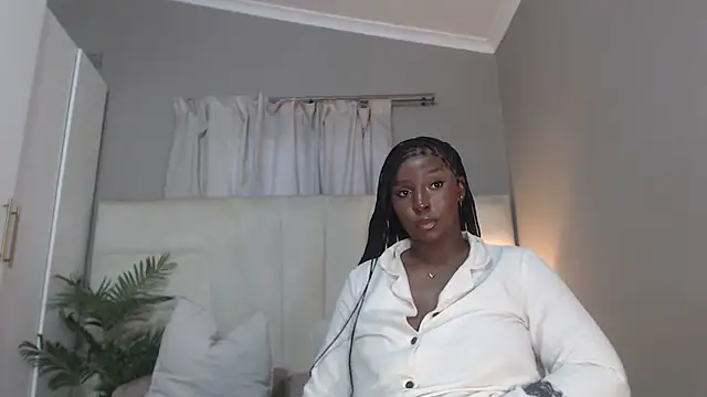 naughtyblackdolie online show from June 25, 2:54 pm