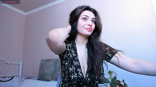  cleopattra  online show from January 11, 9:15 am