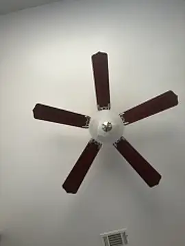 Snapshot of juicyyy323 chatting on November 9, 9:13 pm juicyyy323 online show from November 9, 9:13 pm