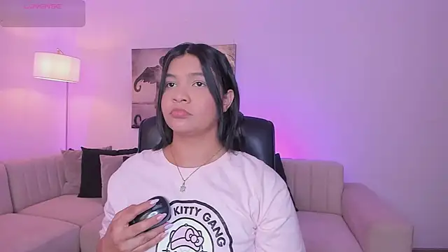 alaia7h online show from December 4, 7:33 pm