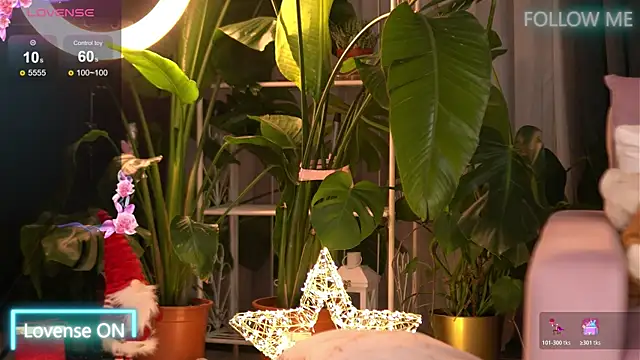 EmilyRaymont online show from December 20, 3:13 am