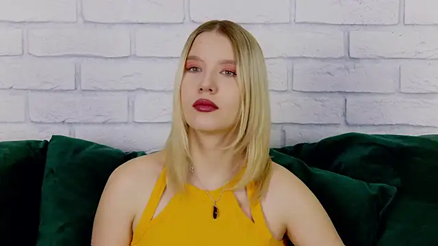 LiliLinn online show from January 21, 4:32 am
