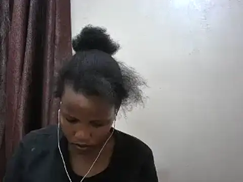 Snapshot of afrikaqueen chatting on January 25, 10:51 am afrikaqueen online show from January 25, 10:51 am