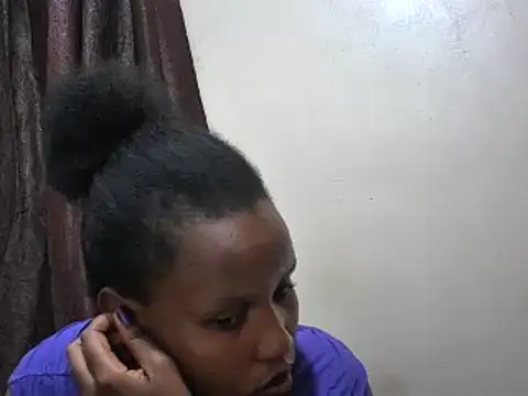 Snapshot of afrikaqueen chatting on January 27, 5:48 pm afrikaqueen online show from January 27, 5:48 pm