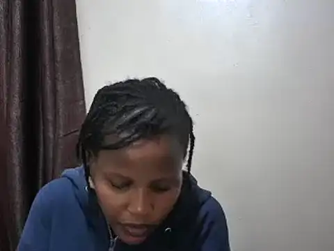Snapshot of afrikaqueen chatting on February 3, 7:52 pm afrikaqueen online show from February 3, 7:52 pm