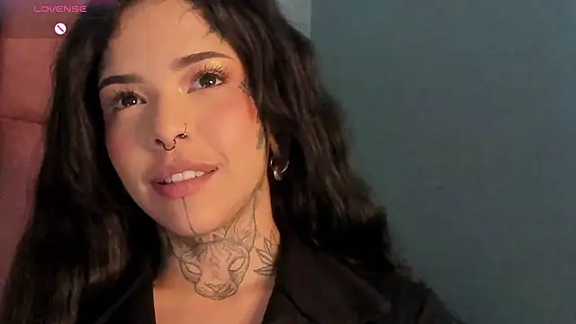 NinaInk online show from January 8, 9:23 pm