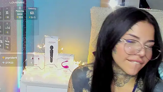 NinaInk online show from February 6, 2:48 pm