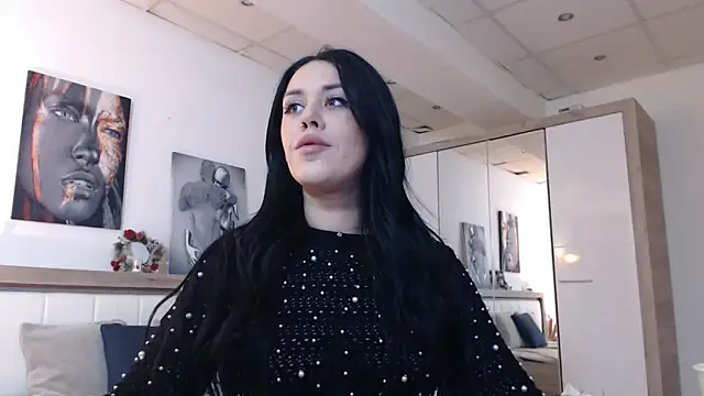 LaylaCruzRose online show from December 12, 6:03 am