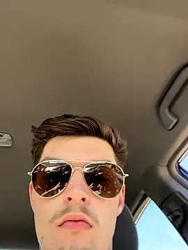 Snapshot of bigmerc chatting on October 12, 3:22 pm bigmerc online show from October 12, 3:22 pm