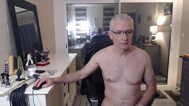 Goduleur69 online show from January 15, 8:16 pm