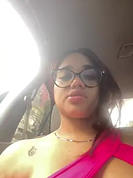 Snapshot of ElaEndez_ chatting on January 26, 7:52 pm ElaEndez  online show from January 26, 7:52 pm