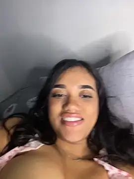 Snapshot of ElaEndez_ chatting on September 25, 11:19 pm ElaEndez  online show from September 25, 11:19 pm