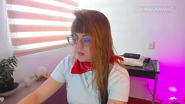 Snapshot of tekila__ chatting on April 1, 9:45 pm tekila online show from April 1, 9:45 pm