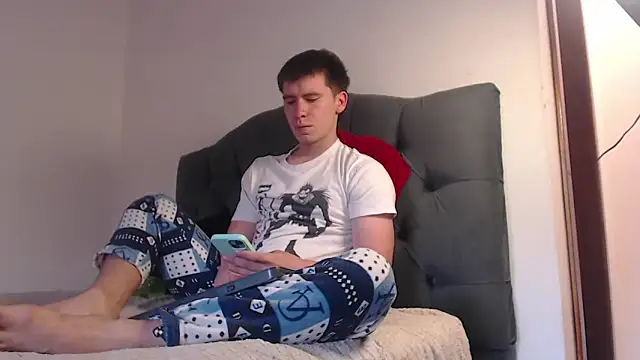 Snapshot of harry_greg21 chatting on October 1, 2:56 pm harry greg21 online show from October 1, 2:56 pm