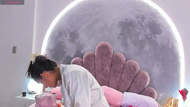 Valeria Fitness online show from March 12, 8:15 pm