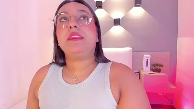 ellamontoya online show from January 29, 4:47 am