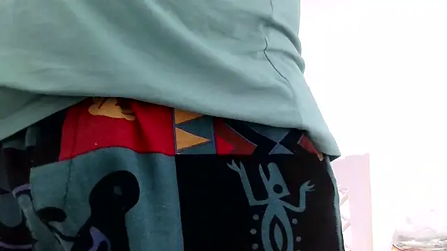 Snapshot of your_man85 chatting on February 16, 2:43 pm your man85 online show from February 16, 2:43 pm