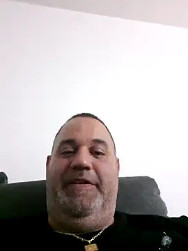 Snapshot of your_man85 chatting on March 12, 4:46 pm your man85 online show from March 12, 4:46 pm