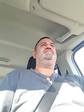 Snapshot of your_man85 chatting on December 15, 7:12 am your man85 online show from December 15, 7:12 am