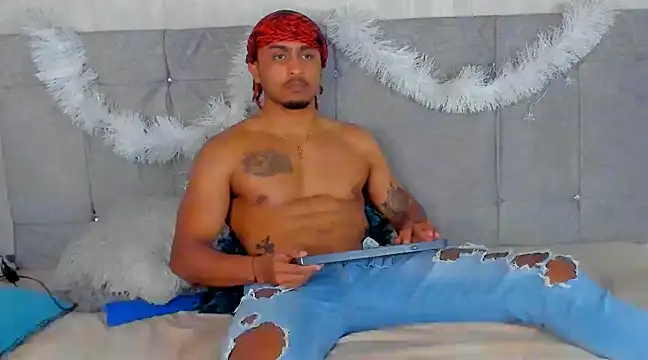 Snapshot of Mateo_Reales chatting on December 31, 4:06 am Mateo Reales online show from December 31, 4:06 am