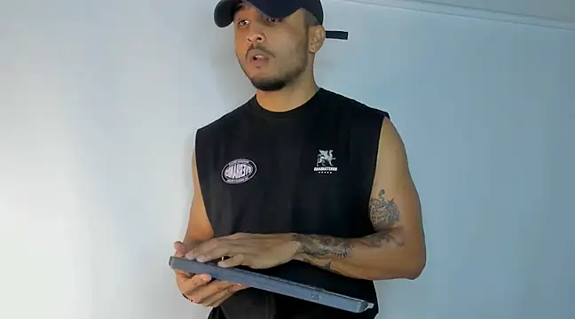 Snapshot of Mateo_Reales chatting on March 6, 3:57 am Mateo Reales online show from March 6, 3:57 am