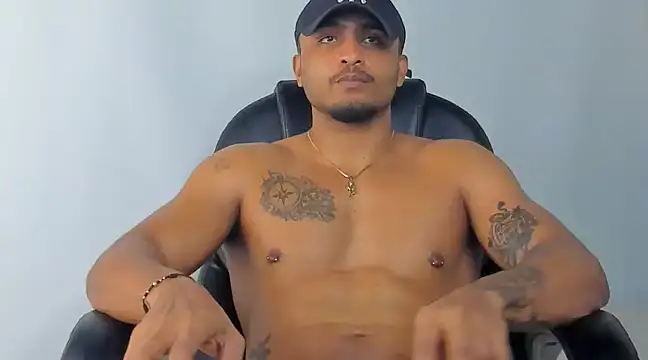 Snapshot of Mateo_Reales chatting on March 15, 7:20 am Mateo Reales online show from March 15, 7:20 am