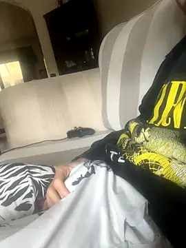 EE123458 online show from October 31, 3:02 pm