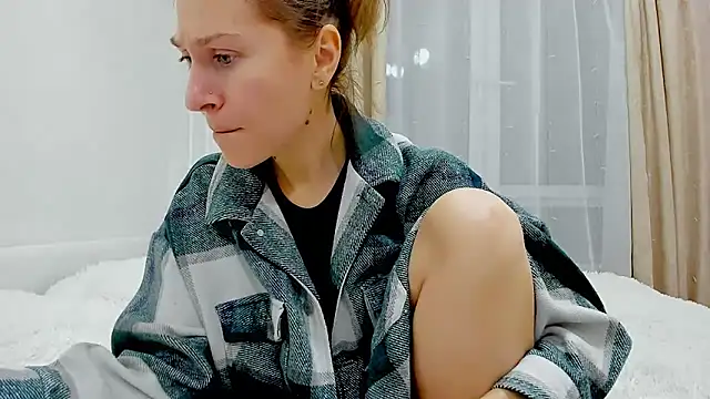 Mona Cruz online show from January 31, 8:18 pm