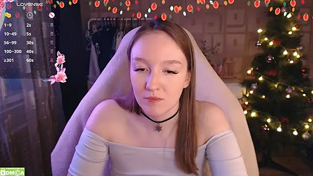 MoonlishSiren online show from December 26, 9:37 pm