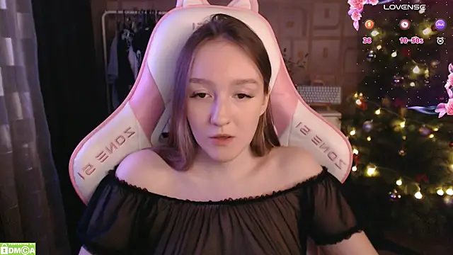 MoonlishSiren online show from January 12, 6:38 pm