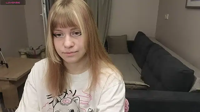 HermioneHHH online show from January 8, 8:33 pm