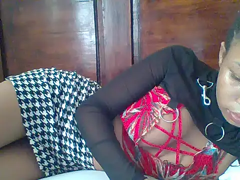 Snapshot of DADDYS_shuga chatting on April 23, 12:29 pm DADDYS shuga online show from April 23, 12:29 pm