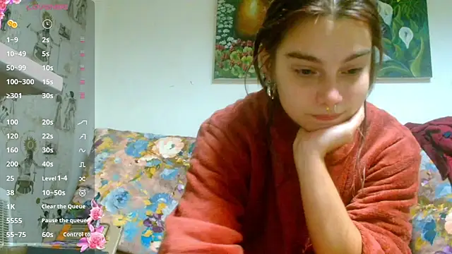 Snapshot of Sophie_Bell chatting on December 1, 9:37 pm Sophie Bell online show from December 1, 9:37 pm