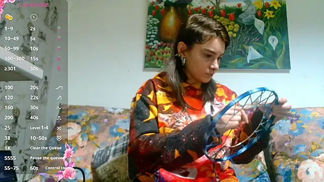 Snapshot of Sophie_Bell chatting on December 29, 8:58 pm Sophie Bell online show from December 29, 8:58 pm