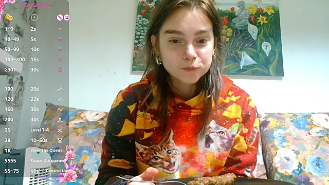 Snapshot of Sophie_Bell chatting on January 5, 6:56 pm Sophie Bell online show from January 5, 6:56 pm