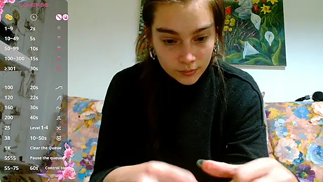 Snapshot of Sophie_Bell chatting on January 17, 8:44 pm Sophie Bell online show from January 17, 8:44 pm