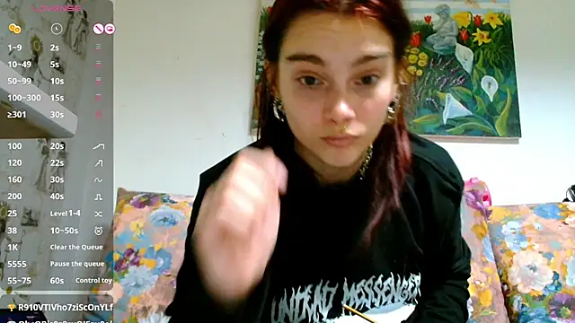 Snapshot of Sophie_Bell chatting on January 29, 8:25 pm Sophie Bell online show from January 29, 8:25 pm