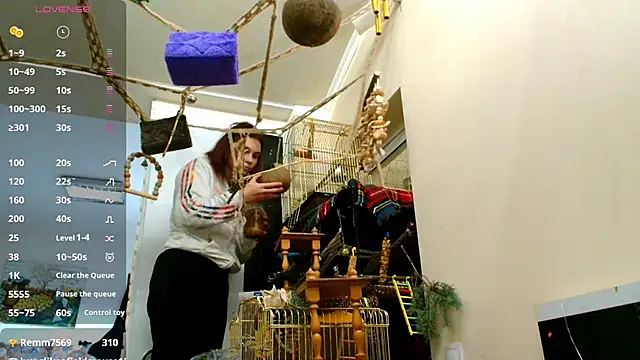 Snapshot of Sophie_Bell chatting on February 2, 6:31 pm Sophie Bell online show from February 2, 6:31 pm