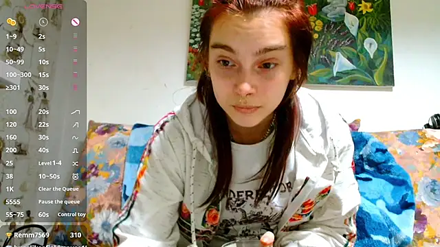 Snapshot of Sophie_Bell chatting on February 2, 9:45 pm Sophie Bell online show from February 2, 9:45 pm
