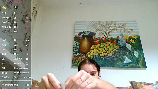 Snapshot of Sophie_Bell chatting on February 19, 7:48 pm Sophie Bell online show from February 19, 7:48 pm