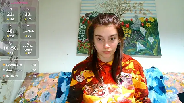 Snapshot of Sophie_Bell chatting on February 21, 4:37 pm Sophie Bell online show from February 21, 4:37 pm